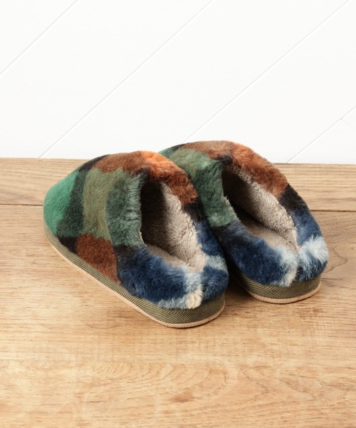 BIRTHDAY BAR（バースデイバー）の「チェックファー ルームシューズ（ルームシューズ/スリッパ・レディース・ブラウン/イエロー/グレー/グリーン・フリー）」の9枚目の写真