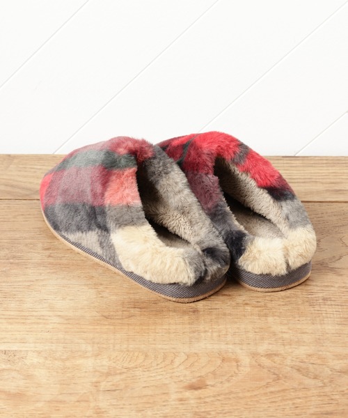 BIRTHDAY BAR（バースデイバー）の「チェックファー ルームシューズ（ルームシューズ/スリッパ・レディース・ブラウン/イエロー/グレー/グリーン・フリー）」の13枚目の写真