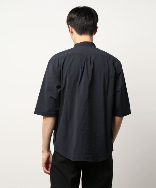 COTORICA(コトリカ)の「シアサッカーバンドカラーシャツ(シャツ/ブラウス・メンズ・ネイビー/オリーブ・MEDIUM/LARGE)」の4枚目の写真