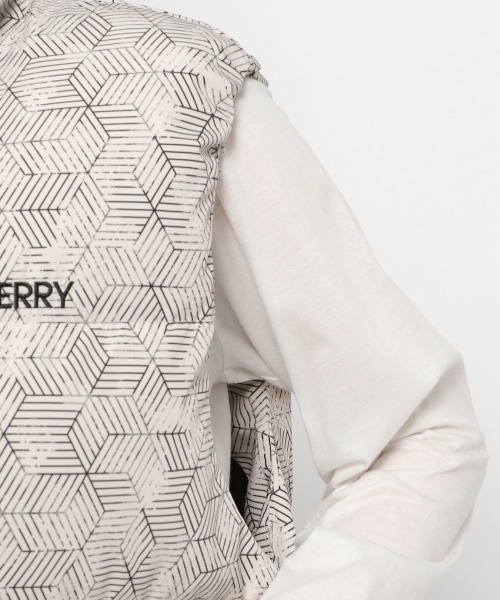 yuw（ユウ）の「ＧＥＲＲＹダウンベスト　950798（ダウンベスト・レディース・ホワイト/ブラック・LARGE）」の16枚目の写真