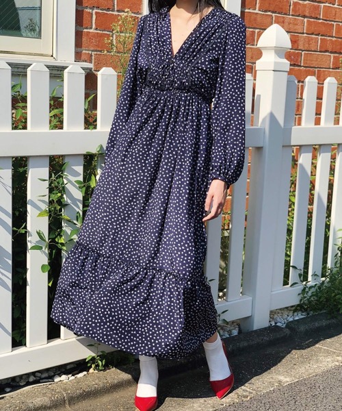 Banner Barrett（バナーバレット）の「【Lili Lurex】花柄フレアワンピース（ワンピース・レディース・ネイビー/アイボリー・38）」の4枚目の写真
