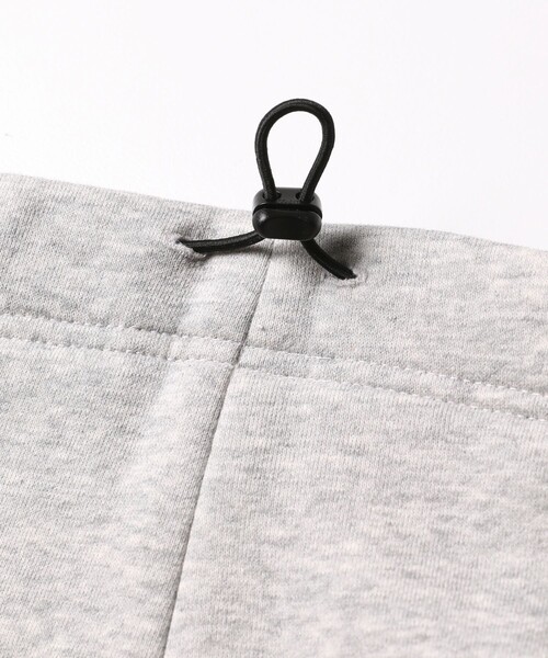 FREAK'S STORE（フリークスストア）の「WEB限定 KELTY×FREAK'S STORE/ケルティ 別注 ワンポイント ヴィンテージロゴ ボトルネックスウェット/ハイネック/ビッグシルエット（スウェット・メンズ・ブラック/グレー/ブラウン/ダークグリーン/グレイッシュブルー・SMALL/MEDIUM/LARGE/X-LARGE）」の17枚目の写真