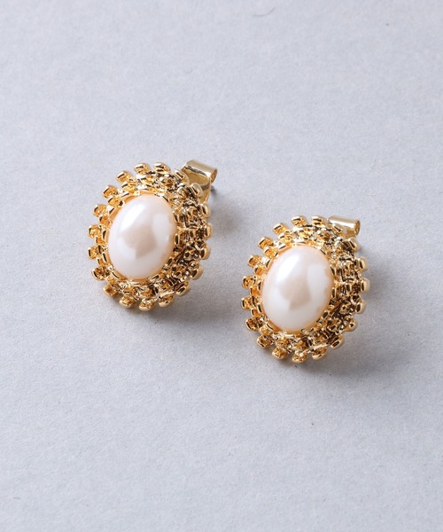 Manon's Selection(マノンズセレクション)の「アンティーク風フェイクパールピアス(ピアス(両耳用)・レディース・ゴールド/シルバー・ONE SIZE)」の6枚目の写真