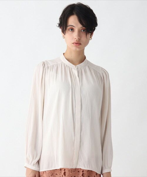 AG by aquagirl（エージーバイアクアガール）の「◆パウダーサテンバンドカラーブラウス【WEB限定サイズ】（シャツ/ブラウス・レディース・アイボリー/ダークオレンジ/ブルー/ネイビー・36/38/40）」の11枚目の写真