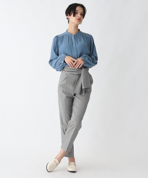 AG by aquagirl（エージーバイアクアガール）の「◆パウダーサテンバンドカラーブラウス【WEB限定サイズ】（シャツ/ブラウス・レディース・アイボリー/ダークオレンジ/ブルー/ネイビー・36/38/40）」の16枚目の写真