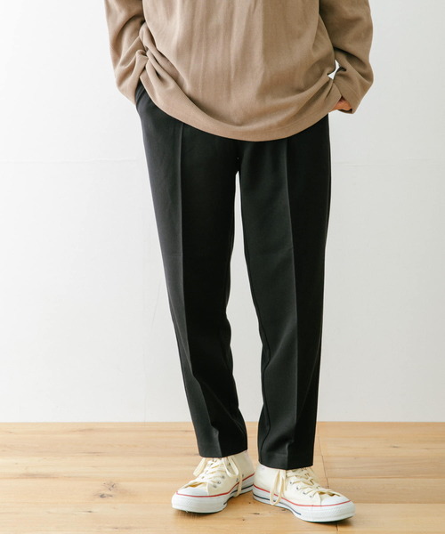 ITEMS URBANRESEARCH(アイテムズ アーバンリサーチ)の「裏起毛TRスラックス(その他パンツ・メンズ・ブラック/ベージュ/ブラウン/グレー・MEDIUM/LARGE)」の2枚目の写真