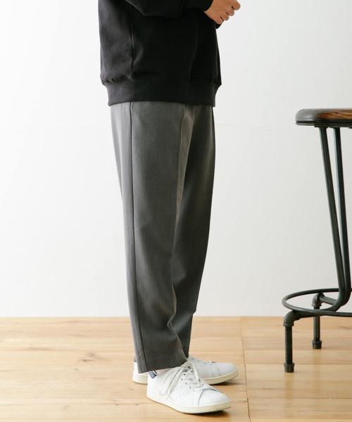 ITEMS URBANRESEARCH(アイテムズ アーバンリサーチ)の「裏起毛TRスラックス(その他パンツ・メンズ・ブラック/ベージュ/ブラウン/グレー・MEDIUM/LARGE)」の9枚目の写真