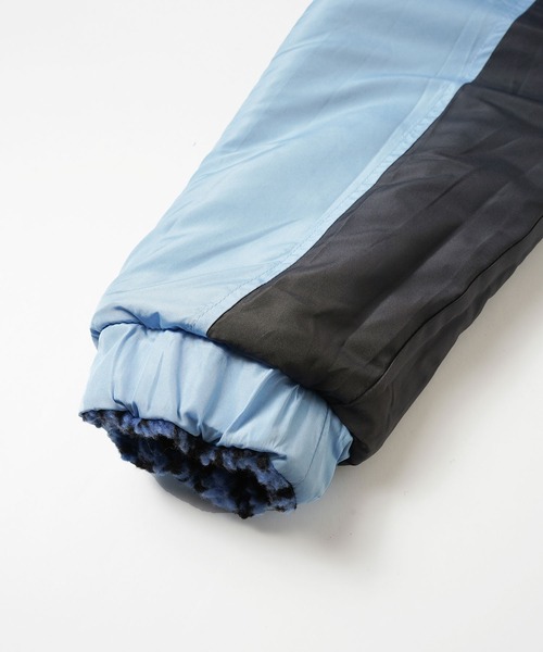 X-girl（エックスガール）の「REVERSIBLE BOA FLEECE JACKET（ナイロンジャケット・レディース・ライトブルー/ブラック/イエロー・S/M）」の9枚目の写真