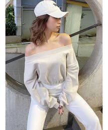 ピグメントオフショル スウェットトップス