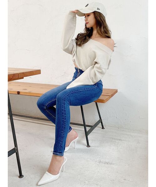 GYDA（ジェイダ）の「ピグメントオフショル スウェットトップス（スウェット・レディース・アイボリー/チャコールグレー/パープル・FREE）」の17枚目の写真