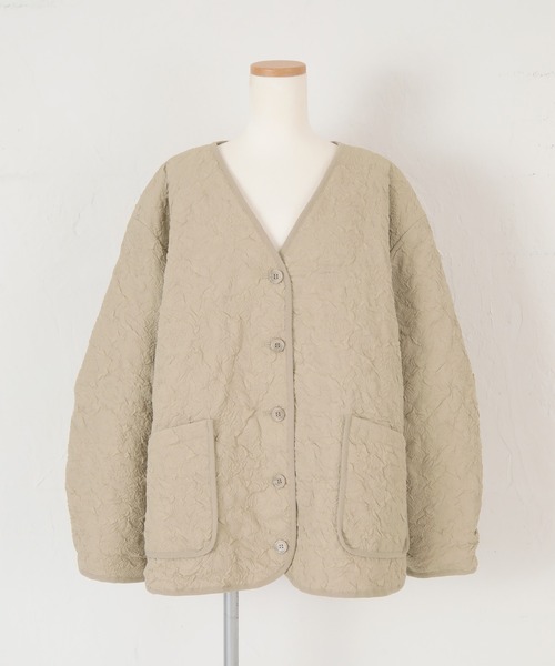 titivate(ティティベイト)の「ジャガードキルティングコート(ノーカラーコート・レディース・ベージュ/カーキ/アイボリー・S/M)」の7枚目の写真