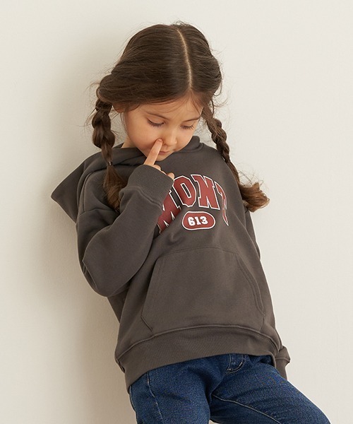 b・ROOM(ビールーム)の「カレッジロゴドロップパーカ(パーカー・キッズ・ピンク/アイボリー/マスタード/チャコール・90cm/110cm/100cm/120cm/130cm)」の17枚目の写真