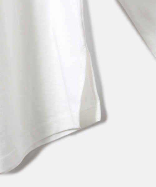 one way（ワンウェイ）の「【oneway Jeans】サイドスリットBIG Tシャツ（Tシャツ/カットソー・レディース・ホワイト・FREE）」の2枚目の写真