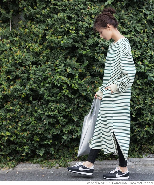 coca（coca）（コカ）の「ボーダーボートネックスウェットワンピース（ワンピース・レディース・ブラック/グリーン・M/L）」の6枚目の写真