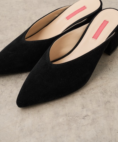 Omekashi(オメカシ)の「とんがりミュール(パンプス・レディース・ブラック/アイボリー・37/38/36)」の14枚目の写真