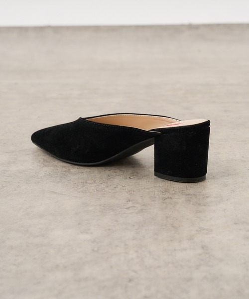 Omekashi(オメカシ)の「とんがりミュール(パンプス・レディース・ブラック/アイボリー・37/38/36)」の16枚目の写真