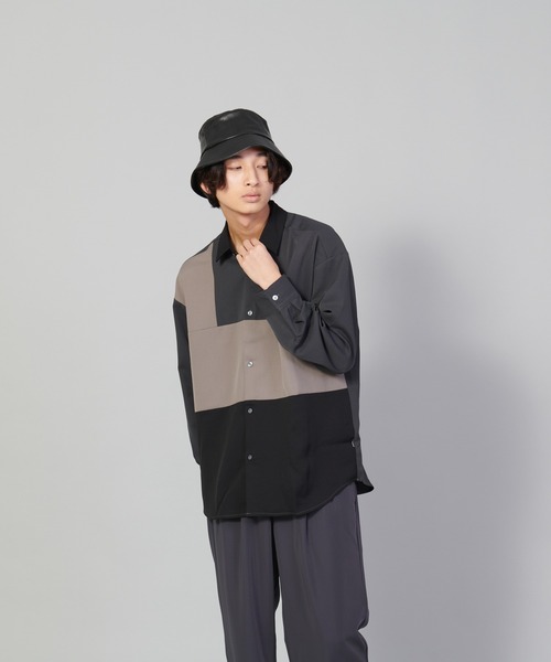 UNIIT(ユニット)の「【UNIIT/ユニット】ブロックスイッチルーズシャツ ビッグシルエット(シャツ/ブラウス・メンズ・ホワイト/チャコールグレー/ベージュ・SMALL/MEDIUM/LARGE)」の19枚目の写真