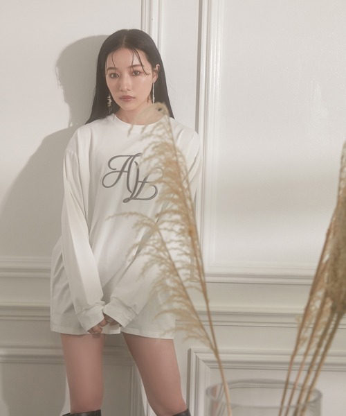 ANDGEEBEE（アンジービー）の「UNISEX エンブロイダリーロンT（Tシャツ/カットソー・レディース・ホワイト/ブラック・MEDIUM）」の6枚目の写真