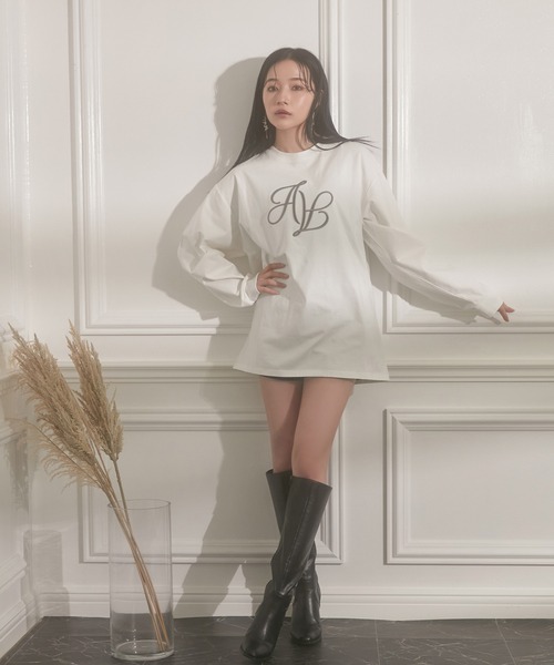 ANDGEEBEE（アンジービー）の「UNISEX エンブロイダリーロンT（Tシャツ/カットソー・レディース・ホワイト/ブラック・MEDIUM）」の10枚目の写真