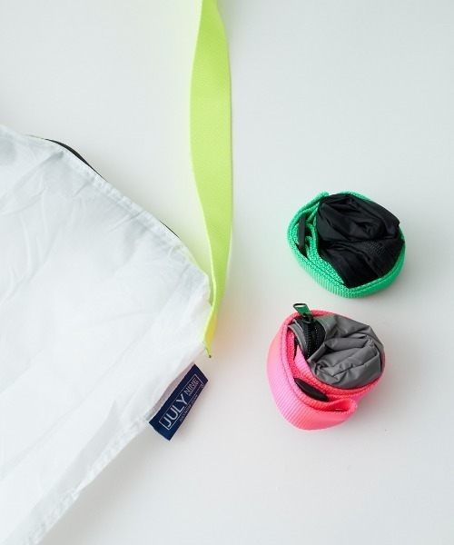 JULY NINE（ジュライナイン）の「[JULY NINE/ジュライナイン] 別注 SEQUEL ナイロンショルダーバッグ（ショルダーバッグ・レディース・ホワイト/ブラック/グレー・ONE SIZE）」の19枚目の写真