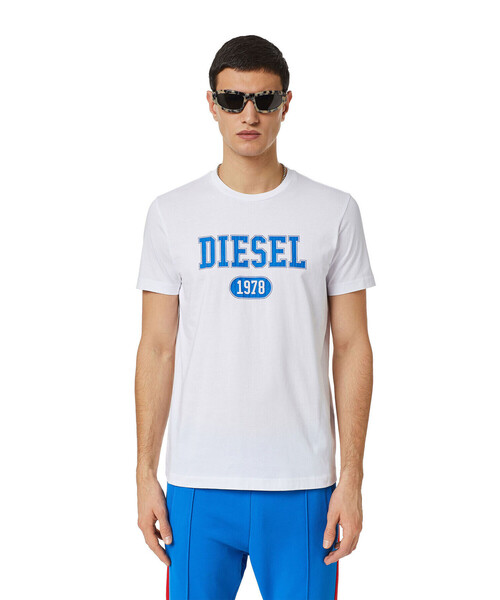 DIESEL（ディーゼル）の「メンズ Tシャツ クラック加工 サステナブル（Tシャツ/カットソー・メンズ・ホワイト/ブラック/杢グレー/レッド・LARGE/X-LARGE/X-SMALL/XX-LARGE/XXX-LARGE/SMALL/MEDIUM）」の13枚目の写真