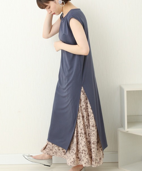 libelle more(リベル モア)の「天竺ワンピース+花柄プリーツスカート セット(ワンピース・レディース・ブラック/モカ/ライトベージュ/ブルー・M/L)」の4枚目の写真