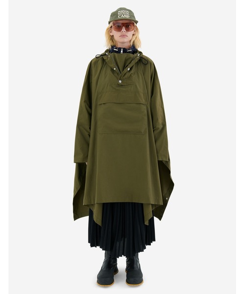 MKポンチョ フード付き フロントジップL/XL ブラックホワイト Maison Kitsune（メゾンキツネ）の「MK CAMP HOODED CAPE