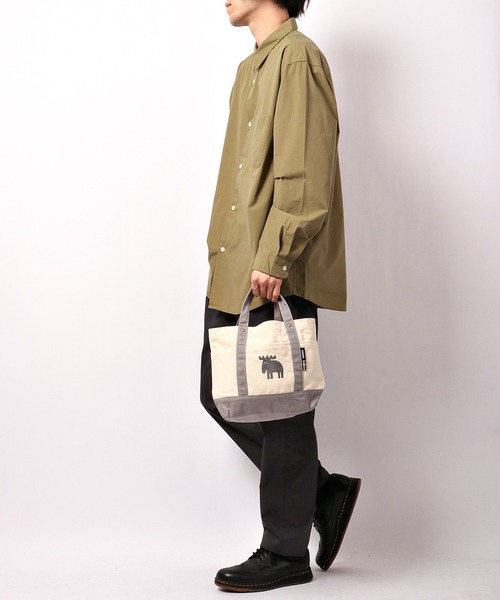 moz（モズ）の「moz 帆布トミニトートバッグ M（トートバッグ・メンズ・キャメル/ブルー/グレー・M）」の6枚目の写真