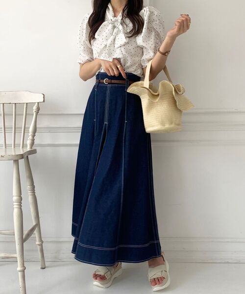 MAJESTIC LEGON(マジェスティックレゴン)の「ボウタイレディパターンブラウス(シャツ/ブラウス・レディース・ベージュ系その他2/ホワイト系その他2/ブラック系その他/ブラック/ベージュ/ホワイト系その他・MEDIUM)」の21枚目の写真