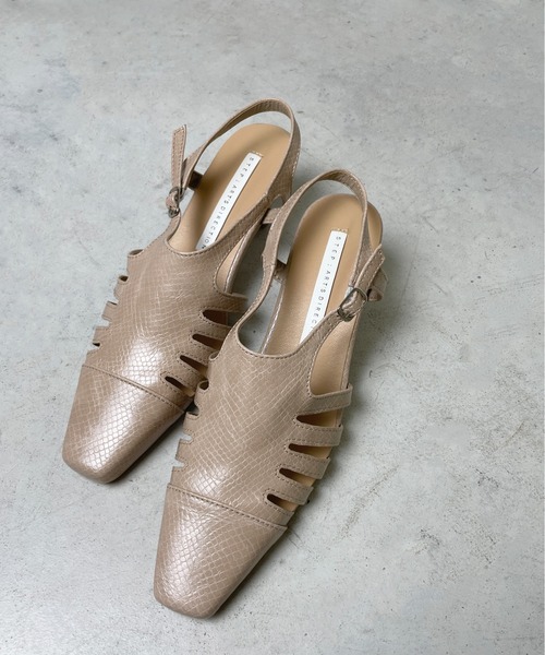 StyleSea(スタイルシー)の「バックストラップグルカサンダル(サンダル・レディース・グリーン/ベージュ/ブラック/キャメル・24.5cm/23cm/22.5cm/25cm/24cm/23.5cm)」の17枚目の写真