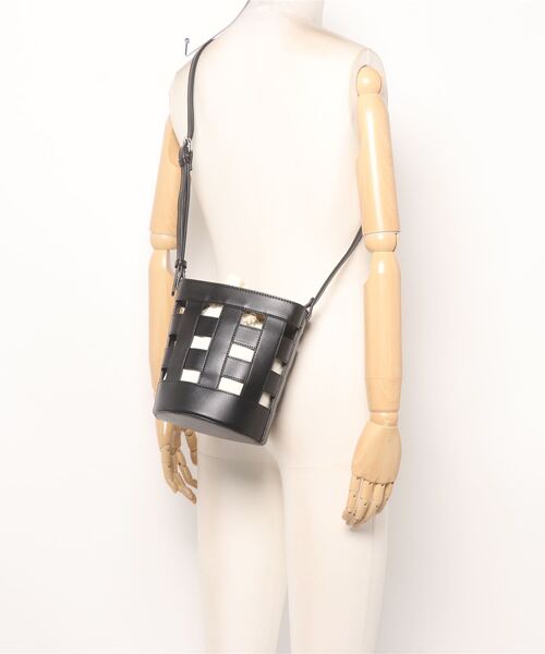 y/m by misato（イムバイミサト）の「バケツショルダーBAG（ショルダーバッグ・レディース・ブラウン/ブラック・FREE）」の13枚目の写真