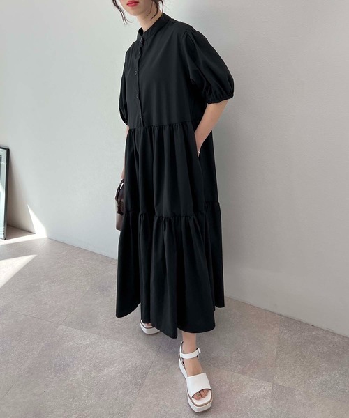 toucher du brise(トゥシェドブリーズ)の「ボリュームスリーブ ティアード ロングワンピース(ワンピース・レディース・ブラック/オフホワイト/カーキ/ブルー・M)」の3枚目の写真