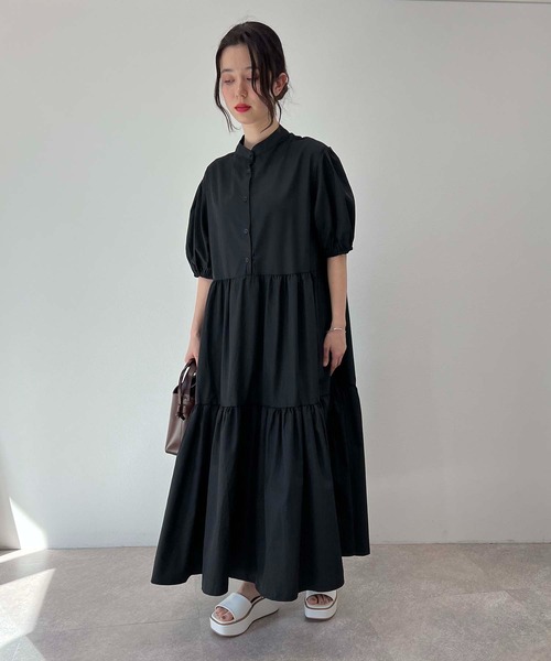 toucher du brise(トゥシェドブリーズ)の「ボリュームスリーブ ティアード ロングワンピース(ワンピース・レディース・ブラック/オフホワイト/カーキ/ブルー・M)」の9枚目の写真