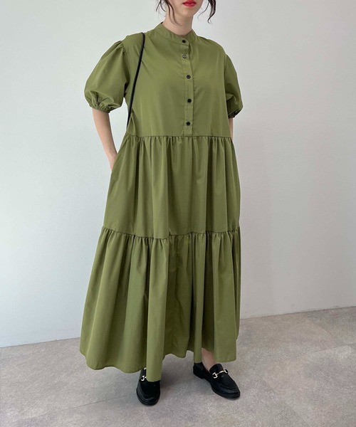 toucher du brise(トゥシェドブリーズ)の「ボリュームスリーブ ティアード ロングワンピース(ワンピース・レディース・ブラック/オフホワイト/カーキ/ブルー・M)」の12枚目の写真