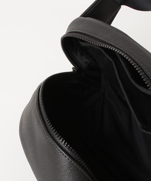 FARO（ファーロ）の「【ファーロ】Just Smart Sling Bag/ジャストスマートスリングバッグ（ショルダーバッグ・メンズ・ネイビー/ブラック・FREE）」の8枚目の写真