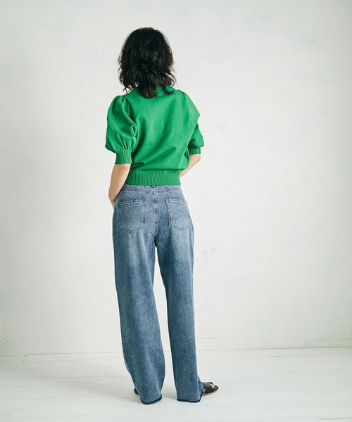 4youstory(フォーユーストーリー)の「【4youstory】ボリュームスリーブトップス(Tシャツ/カットソー・レディース・ブラック/グリーン/アイボリー・FREE)」の16枚目の写真