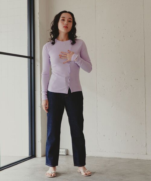 Kari & lili（カウリアンドリィリィ）の「design rib tops（Tシャツ/カットソー・レディース・ライトパープル/ブラック・FREE）」の8枚目の写真