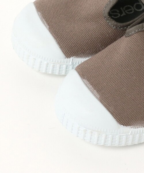 こども ビームス（コドモビームス）の「La Cadena / PEPITO Tストラップ シューズ（17.5～21.5cm）（スニーカー・キッズ・グレー系その他・17cm/18cm/18.5cm/20cm/20.5cm/21cm/22cm）」の4枚目の写真