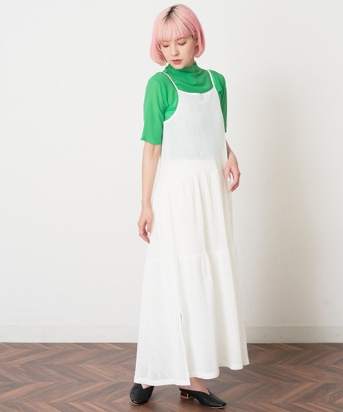 A de a.v.v（アードアー・ヴェ・ヴェ）の「［SET UP対応／2WAY］メッシュティアードキャミワンピース（ワンピース・レディース・ホワイト/ブラック・SMALL/MEDIUM）」の2枚目の写真
