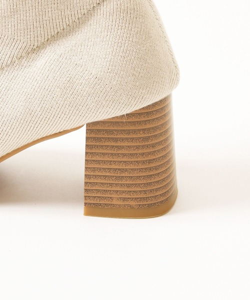 Andemiu（アンデミュウ）の「ニットブーツ156870（ブーツ・レディース・オフホワイト/ブラック・SMALL/MEDIUM/LARGE）」の11枚目の写真