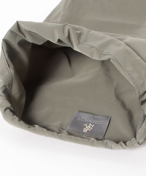 Gramicci（グラミチ）の「【GRAMICCI/グラミチ】SHELL PACKING POUCH | シェルパッキングポーチ（ハンドバッグ・メンズ・ベージュ/グリーン/ブラック・FREE）」の4枚目の写真