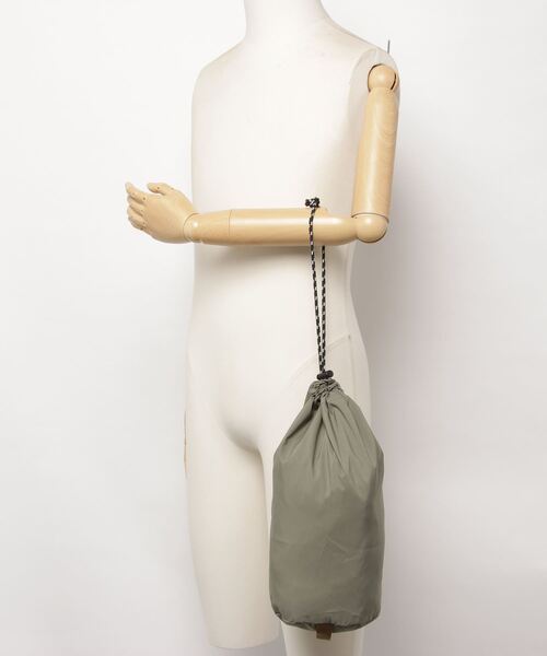 Gramicci（グラミチ）の「【GRAMICCI/グラミチ】SHELL PACKING POUCH | シェルパッキングポーチ（ハンドバッグ・メンズ・ベージュ/グリーン/ブラック・FREE）」の5枚目の写真