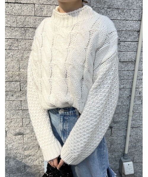 Re:EDIT（リエディ）の「ラメor無地ロービングニットケーブルボトルネックトップス（ニット/セーター・レディース・ネイビー/アイボリー/イエロー/ベージュ/ブルー/ブラック系・MEDIUM/LARGE）」の8枚目の写真