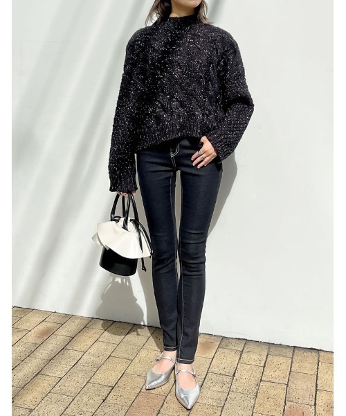 Re:EDIT（リエディ）の「ラメor無地ロービングニットケーブルボトルネックトップス（ニット/セーター・レディース・ネイビー/アイボリー/イエロー/ベージュ/ブルー/ブラック系・MEDIUM/LARGE）」の7枚目の写真