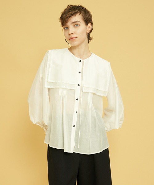 LANVIN en Bleu（ランバンオンブルー）の「スクエアビックカラー