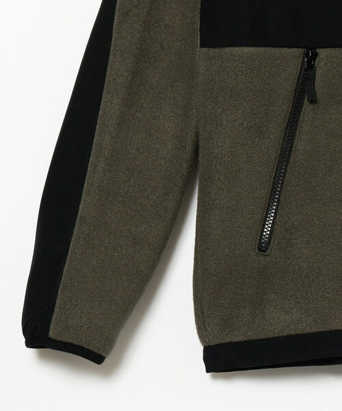 THE NORTH FACE（ザノースフェイス）の「THE NORTH FACE / Denali Jacket（ブルゾン・メンズ・ブラック/オリーブ・SMALL/MEDIUM/LARGE/X-LARGE/XX-LARGE）」の18枚目の写真