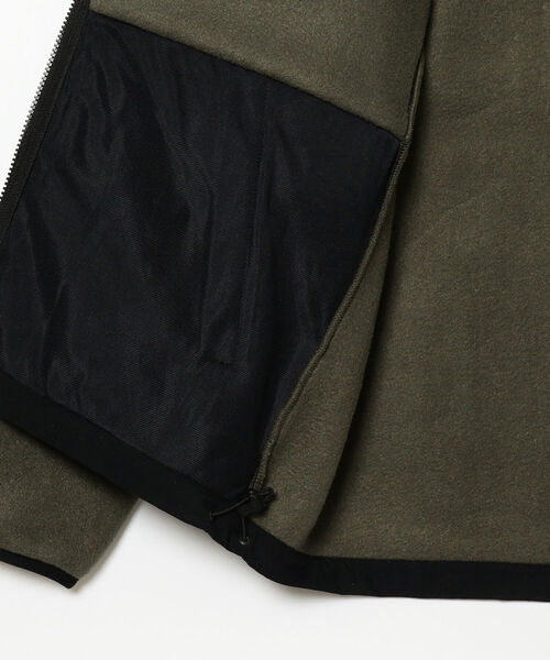 THE NORTH FACE（ザノースフェイス）の「THE NORTH FACE / Denali Jacket（ブルゾン・メンズ・ブラック/オリーブ・SMALL/MEDIUM/LARGE/X-LARGE/XX-LARGE）」の19枚目の写真