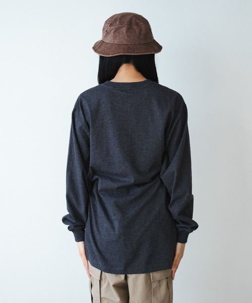 Carhartt（カーハート）の「Carhartt/カーハート WORKER POCKET LS T-SHIRTS ロングスリーブT ビッグシルエット 長袖 ロンT（Tシャツ/カットソー・メンズ・ブラック/チャコール/バーガンディー/ダークブラウン/ネイビー/ヘザーグレー/ホワイト・XL/M/L/S/2XL）」の11枚目の写真