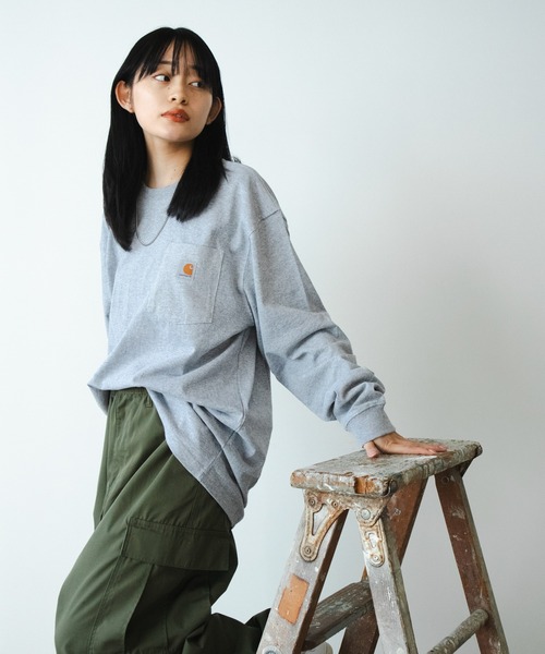 Carhartt（カーハート）の「Carhartt/カーハート WORKER POCKET LS T-SHIRTS ロングスリーブT ビッグシルエット 長袖 ロンT（Tシャツ/カットソー・メンズ・ブラック/チャコール/バーガンディー/ダークブラウン/ネイビー/ヘザーグレー/ホワイト・XL/M/L/S/2XL）」の21枚目の写真