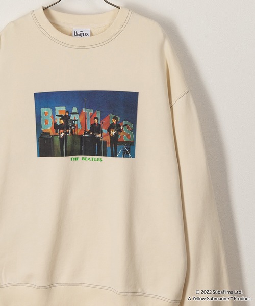 The Beatles（ザビートルズ）の「【THE BEATLES】フォトプリントスウェット/発泡プリントスウェット/ビッグシルエット（スウェット・レディース・チャコールグレー/グレー/オフホワイト/ホワイト系その他/グレー系その他/グレー系その他2・M/L/XL）」の3枚目の写真